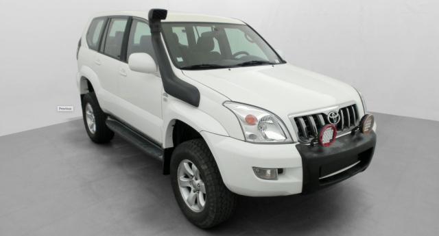 Toyota Land Cruiser 165 D-4D VX - 11/2005 192000 KM