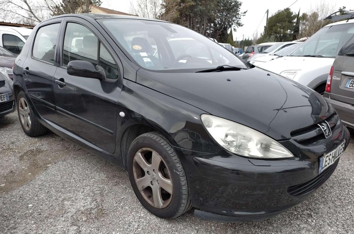 Peugeot 307 - FELINE 2.0 BOITE AUTO 16V 136CV